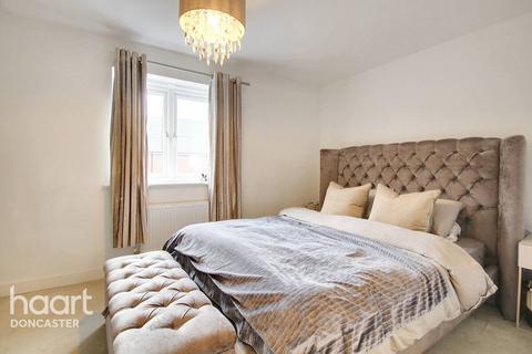 3 Pippin Way, Hatfield, Doncaster, DN7 6EB