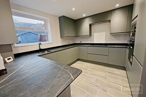 2 bedroom semi-detached house for sale, Southampton SO19
