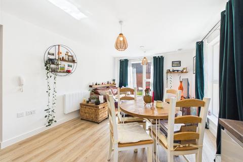 1 bedroom apartment for sale, Rooksmoor Mills, Bath Road, Woodchester, Stroud, GL5