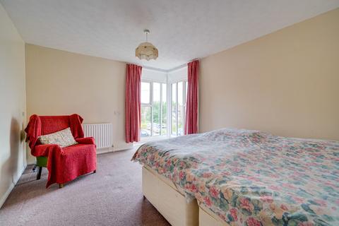2 bedroom apartment for sale - Upper King Street, Royston, Hertfordshire, SG8