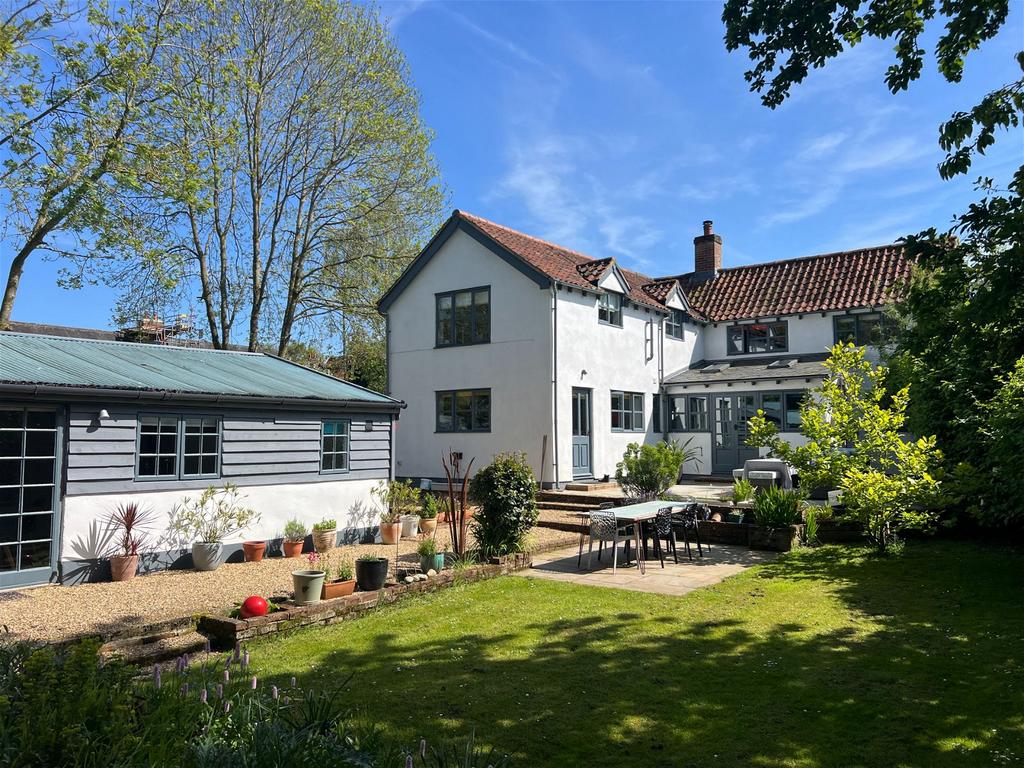 Halesworth, Suffolk 5 bed detached house for sale £850,000