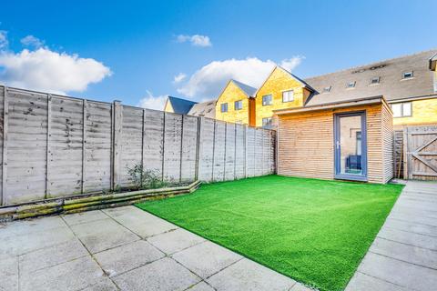 33 Tala Close, Surbiton, KT6 7DU