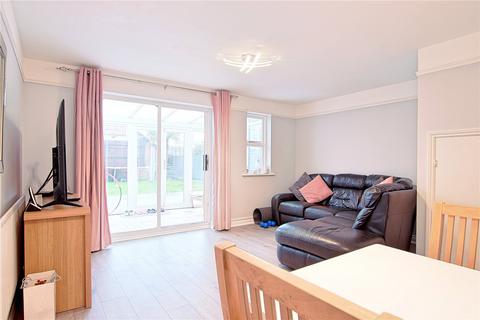 16 Coniston Way, Littlehampton, BN17 6SR