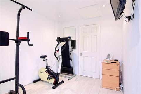 16 Coniston Way, Littlehampton, BN17 6SR