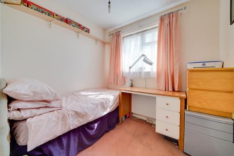 150 Burns Road, Royston, SG8 5SY