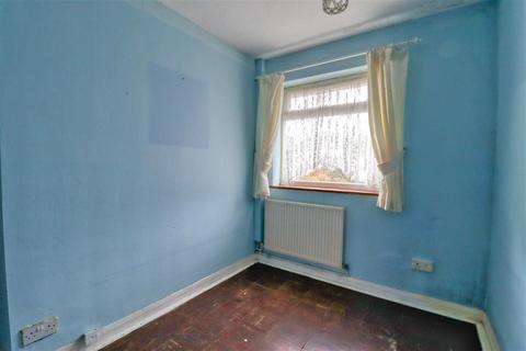5 Becontree Close, Clacton-on-sea, CO15 4UR