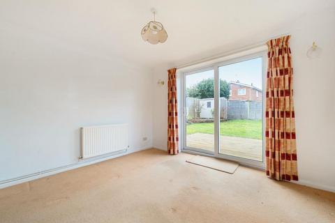 8 Falcon Close, Basingstoke, RG22 5PP