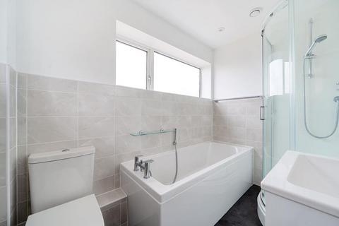 8 Falcon Close, Basingstoke, RG22 5PP