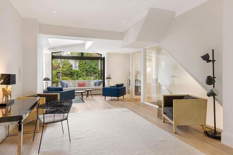 6 bedroom terraced house for sale, Alma Terrace, Kensington, London, W8.