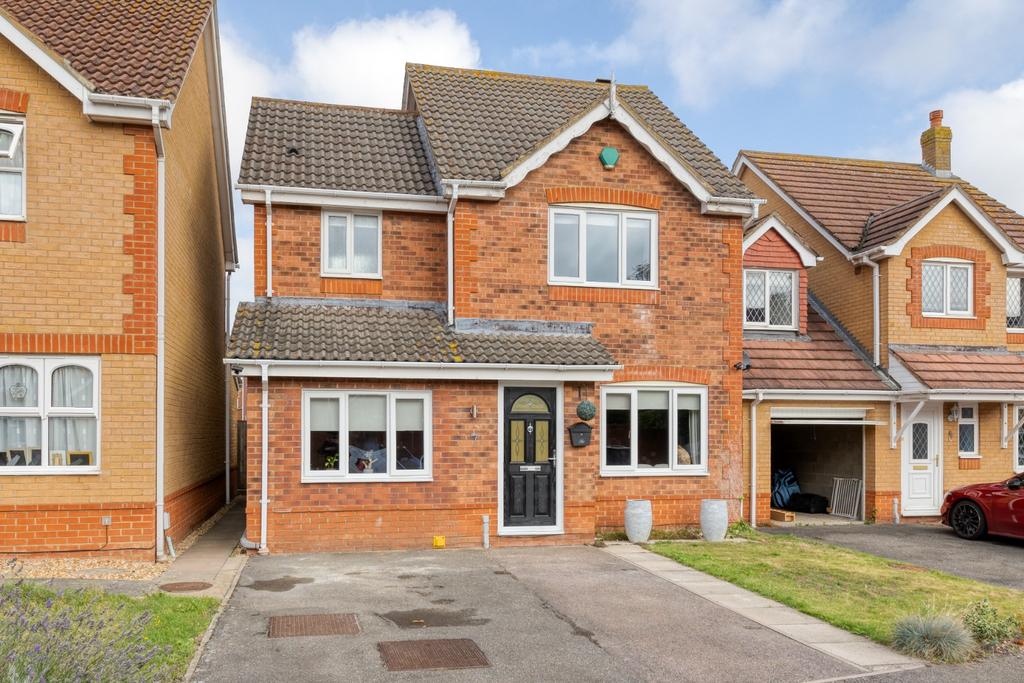 Masefield Way, Royston... 3 bed detached house for sale £450,000