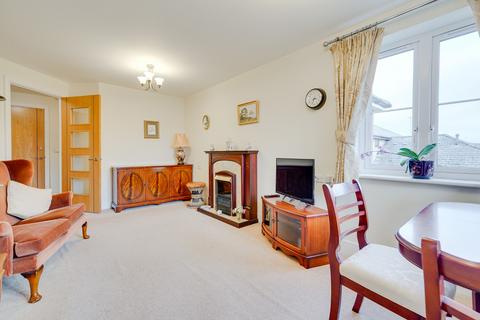2 bedroom apartment for sale, Goodes Court, Royston, Hertfordshire, SG8