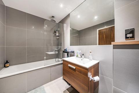 Flat 8, Swallow Court Admiral Walk, London, W9 3TX