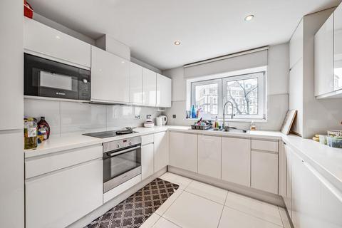 Flat 8, Swallow Court Admiral Walk, London, W9 3TX