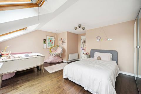 19 Beaconsfield Road, Twickenham, TW1 3HX