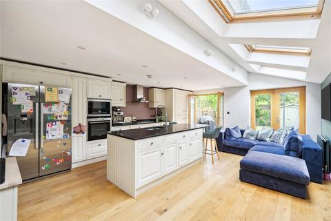 19 Beaconsfield Road, Twickenham, TW1 3HX