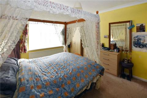 2 bedroom bungalow for sale, Crome Road, Clacton-on-Sea, Essex