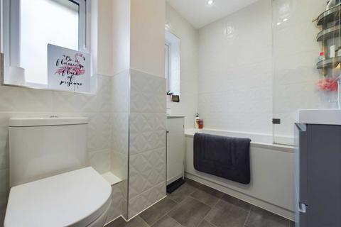 166 Spring Lane, Hemel Hempstead, HP1 3QY
