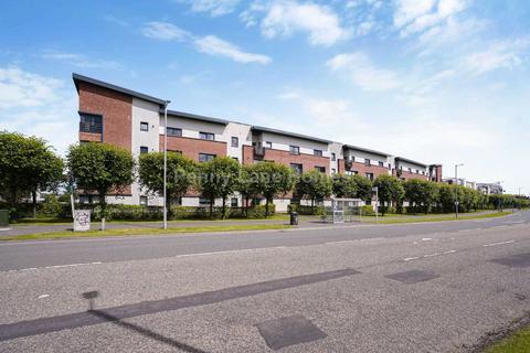 2 bedroom apartment to rent, Mulberry Square, Renfrew