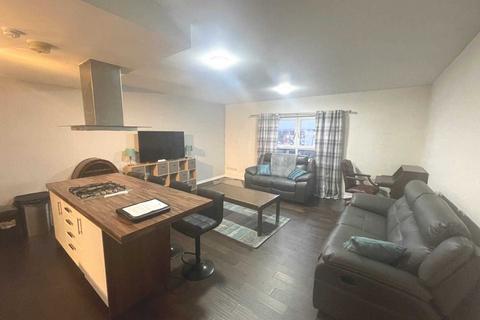 2 bedroom apartment to rent, Mulberry Square, Renfrew