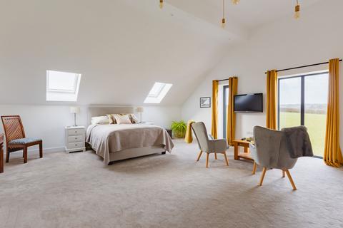 3 bedroom barn conversion for sale - Morchard Road, Crediton, EX17
