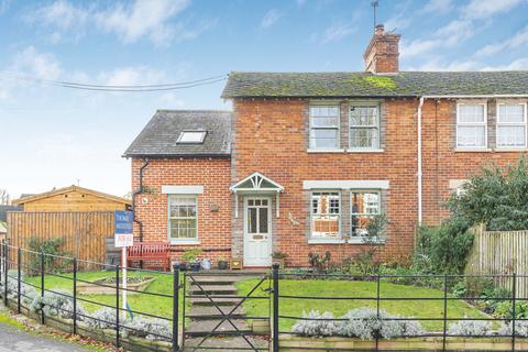 4 bedroom end of terrace house for sale, St. Johns Road, Wallingford, OX10