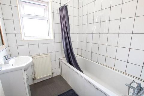 1 Catherine Street, Grimsby, DN32 9LE
