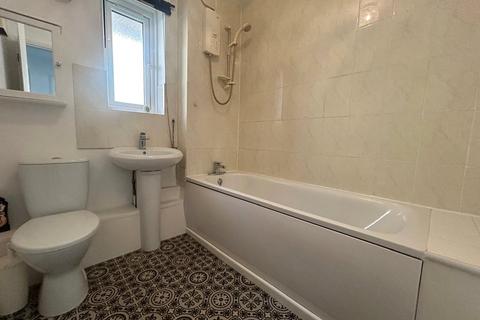 1 bedroom flat for sale, Maroons Way, Catford, London, SE6