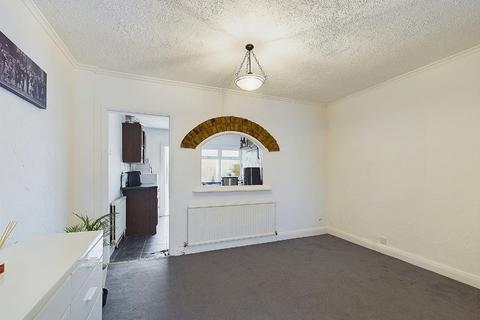 27 Carlyle Avenue, Bromley, BR1 2RB
