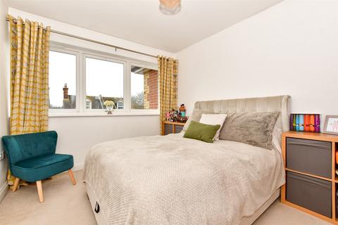2 bedroom apartment for sale, Old Road West, Gravesend, Kent