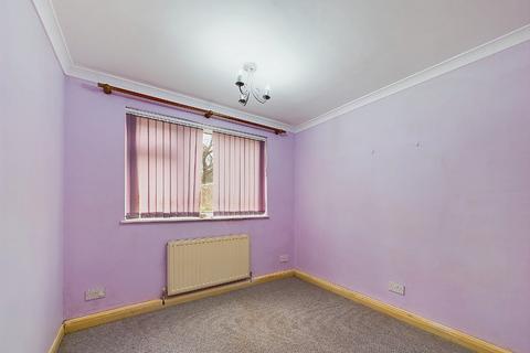 8 Embassy Gardens, Beckenham, BR3 1HE
