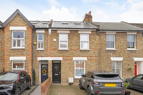 81 Martins Road, Bromley, BR2 0EE