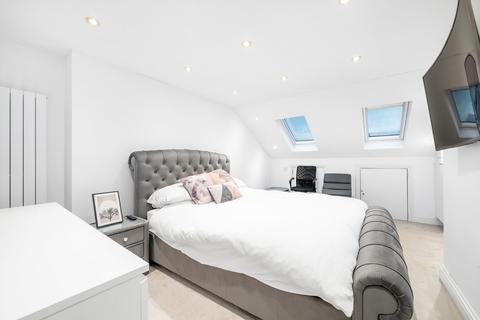 81 Martins Road, Bromley, BR2 0EE