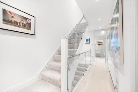 81 Martins Road, Bromley, BR2 0EE