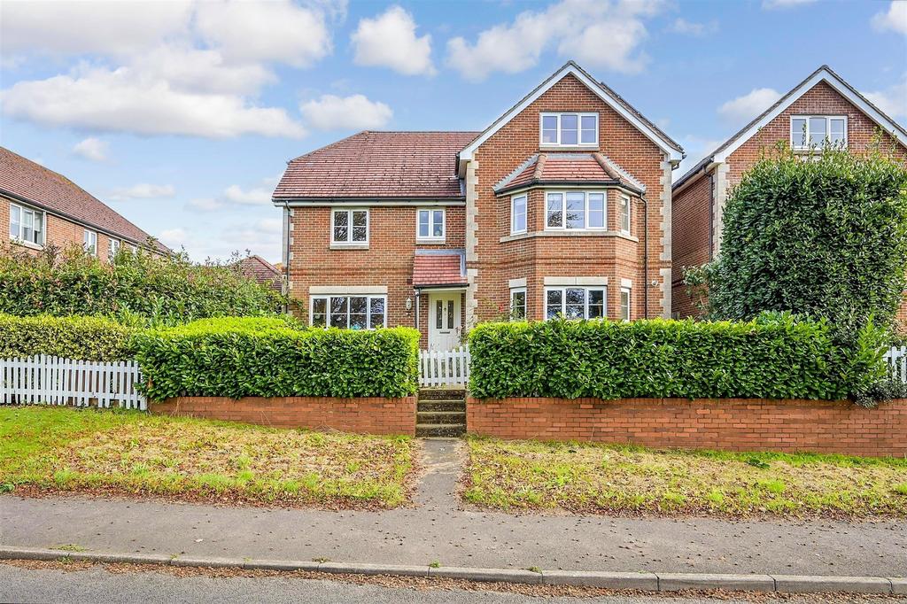 Five Heads Road, Horndean, Hampshire 5 bed detached house for sale £