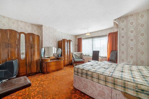36 Kynaston Road, Bromley, BR1 5AW