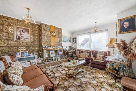 36 Kynaston Road, Bromley, BR1 5AW