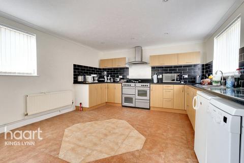 3 bedroom end of terrace house for sale, Ouse Avenue, King's Lynn