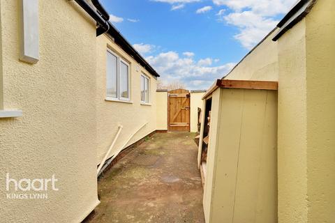 3 bedroom end of terrace house for sale, Ouse Avenue, King's Lynn