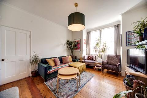 15 Marlborough Road, London, N22 8NB