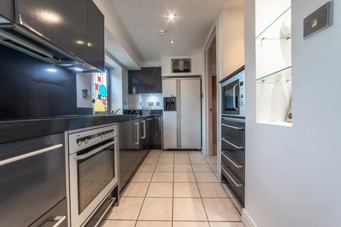 2 bedroom flat for sale, Fleet Street, Birmingham, West Midlands, B3