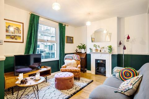 29 Brightfield Road, London, SE12 8QE