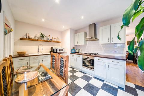 29 Brightfield Road, London, SE12 8QE