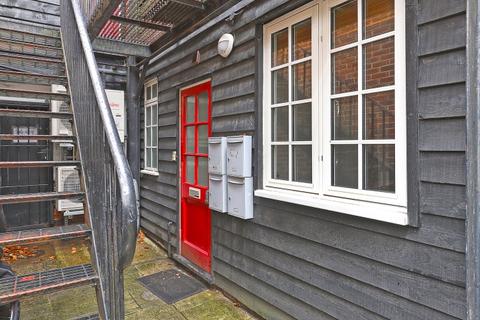 2 bedroom flat for sale, High Street, Ongar, CM5