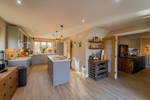 36a Ashbeach Drove, Ramsey St Marys, Huntingdon, PE26 2TG