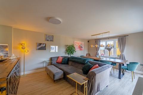 36a Ashbeach Drove, Ramsey St Marys, Huntingdon, PE26 2TG