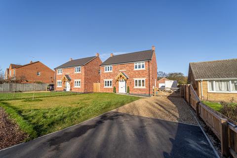 36a Ashbeach Drove, Ramsey St Marys, Huntingdon, PE26 2TG