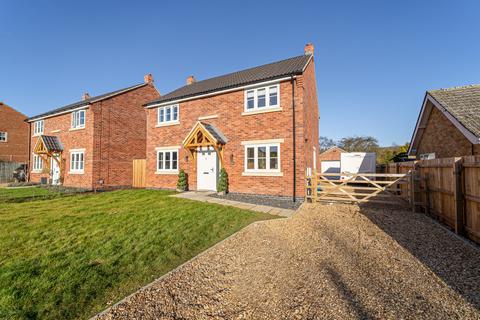 36a Ashbeach Drove, Ramsey St Marys, Huntingdon, PE26 2TG
