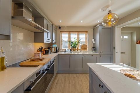 36a Ashbeach Drove, Ramsey St Marys, Huntingdon, PE26 2TG