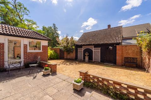 1 Barnfield, Hemingford Abbots, Huntingdon, PE28 9AX
