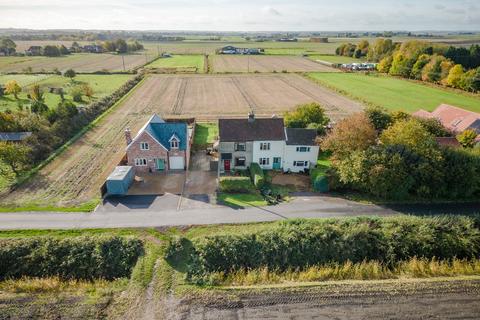 Gunton House Daintree Road, Ramsey St Marys, Huntingdon, PE26 2TF